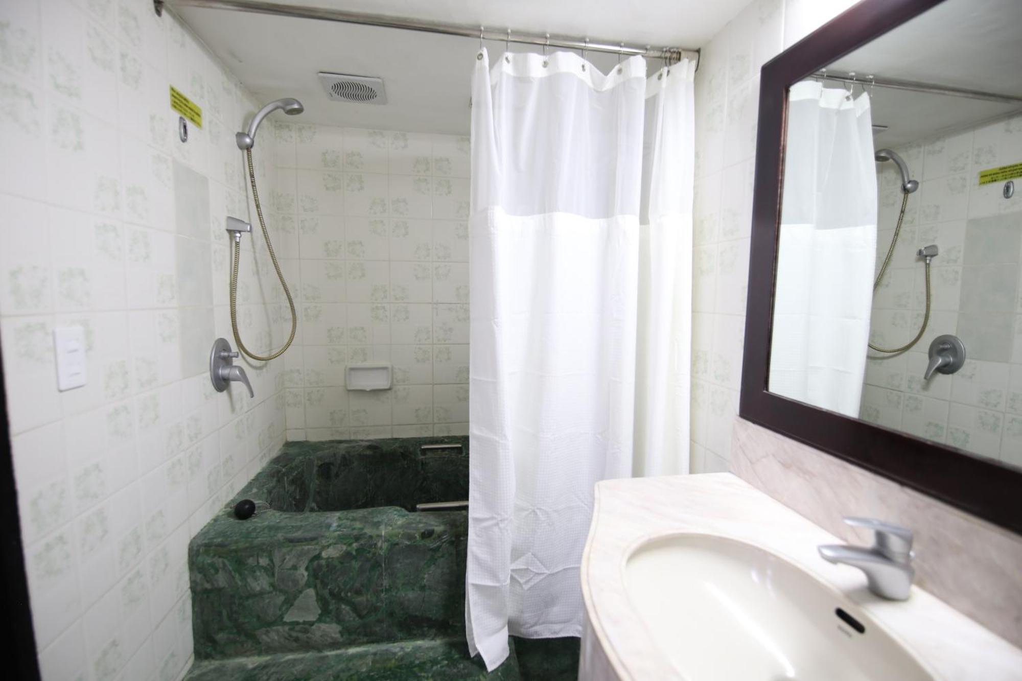 Hotel Asia Cebu Eksteriør bilde