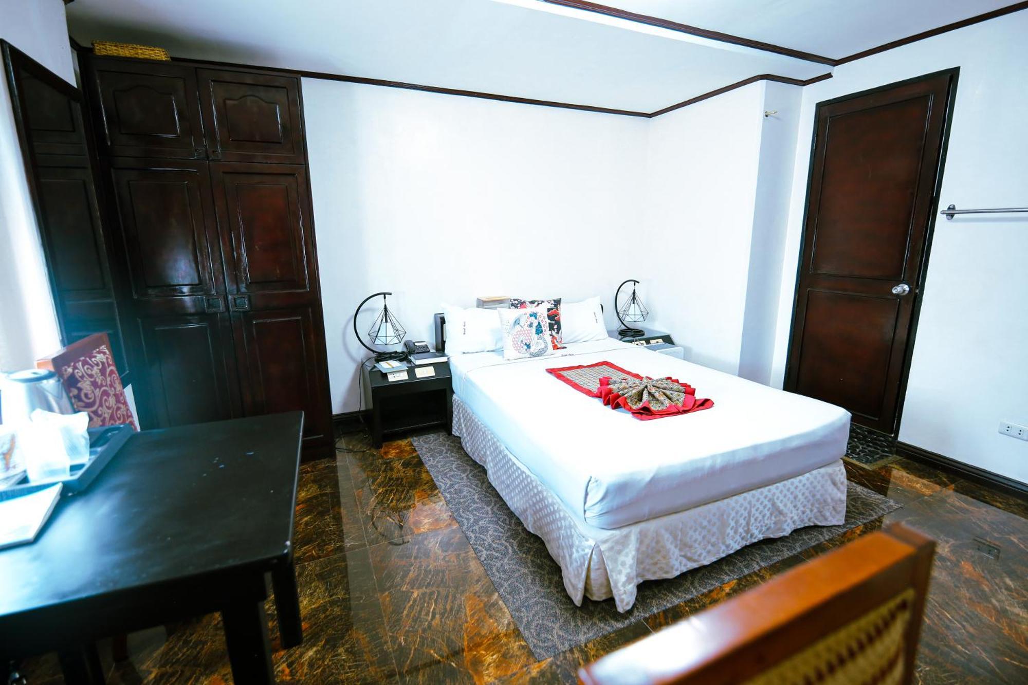 Hotel Asia Cebu Eksteriør bilde